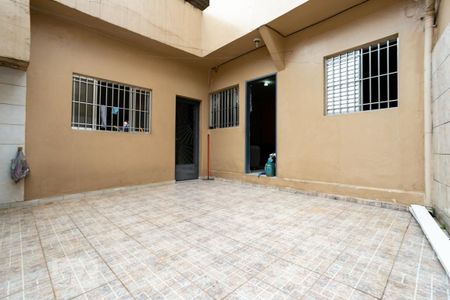 Casa à venda com 176m², 5 quartos e sem vagaCasa 2 - Quintal e Área de Serviço