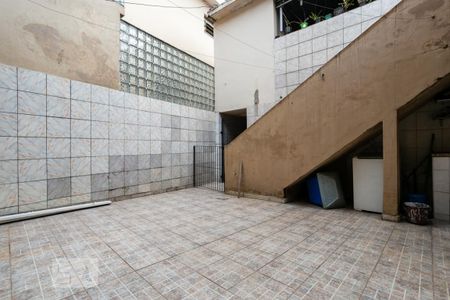 Casa à venda com 176m², 5 quartos e sem vagaCasa 2 - Quintal e Área de Serviço