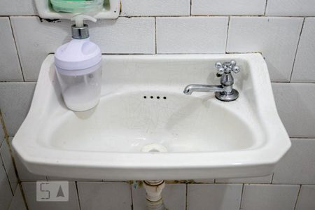 Casa à venda com 176m², 5 quartos e sem vagaCasa 2 - Banheiro