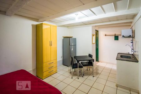 Sala/Cozinha de kitnet/studio para alugar com 1 quarto, 25m² em Chácara Santa Margarida, Campinas