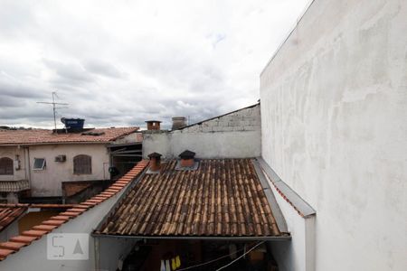 Casa à venda com 180m², 3 quartos e 2 vagas Casa à venda com 180m², 3 quartos e 2 vagasVista do Quarto 1