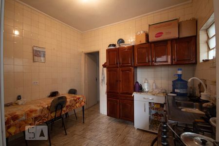 Casa à venda com 180m², 3 quartos e 2 vagas Casa à venda com 180m², 3 quartos e 2 vagasCozinha