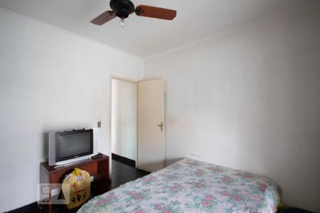 Casa à venda com 180m², 3 quartos e 2 vagas Casa à venda com 180m², 3 quartos e 2 vagasQuarto 3