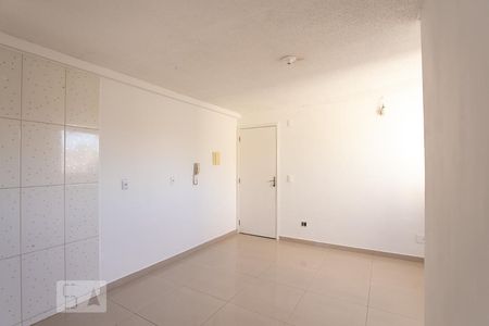 Sala/Cozinha de apartamento à venda com 2 quartos, 41m² em Glória, Porto Alegre