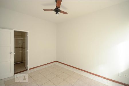 Apartamento à venda com 91m², 3 quartos e sem vagaSuíte