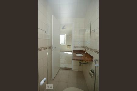 Apartamento à venda com 91m², 3 quartos e sem vagaBanheiro da Suíte