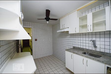 Apartamento à venda com 91m², 3 quartos e sem vagaCozinha