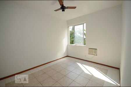 Apartamento à venda com 91m², 3 quartos e sem vagaSuíte