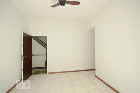 Sala de apartamento à venda com 3 quartos, 91m² em Icaraí, Niterói
