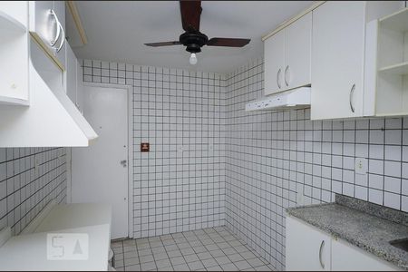 Apartamento à venda com 91m², 3 quartos e sem vagaCozinha