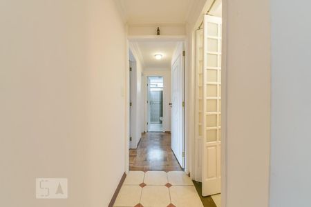 Corredor de apartamento para alugar com 3 quartos, 111m² em Santa Cecília, São Paulo