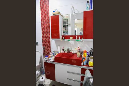 Casa à venda com 247m², 4 quartos e 2 vagasBanheiro da Suíte master