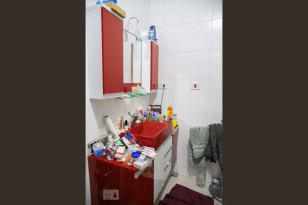 Casa à venda com 247m², 4 quartos e 2 vagasBanheiro da Suíte master