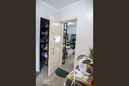 Casa à venda com 247m², 4 quartos e 2 vagasLavanderia