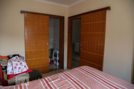 Casa à venda com 247m², 4 quartos e 2 vagasSuíte 