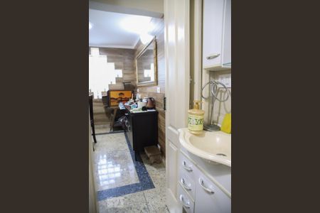 Casa à venda com 247m², 4 quartos e 2 vagasLavabo
