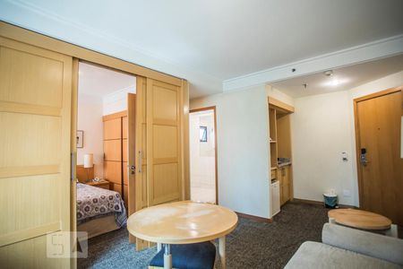 Sala de apartamento para alugar com 1 quarto, 45m² em Vila Clementino, São Paulo