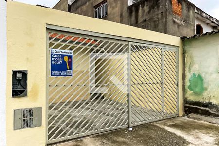 Casa para alugar com 70m², 2 quartos e 2 vagasFachada