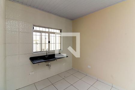 Casa para alugar com 70m², 2 quartos e 2 vagasCozinha