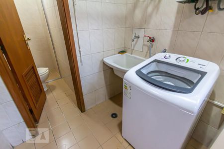 Apartamento para alugar com 105m², 3 quartos e 2 vagas Apartamento para alugar com 105m², 3 quartos e 2 vagasÁrea de serviço