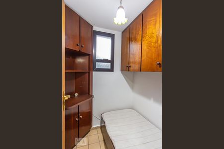 Apartamento para alugar com 105m², 3 quartos e 2 vagas Apartamento para alugar com 105m², 3 quartos e 2 vagasQuarto de serviço