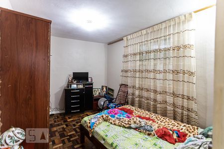 Casa à venda com 101m², 3 quartos e 1 vagaQuarto Casa dos Fundos