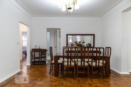 Sala de apartamento para alugar com 3 quartos, 165m² em Gonzaga, Santos