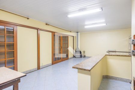 Casa para alugar com 356m², 5 quartos e 4 vagas Casa para alugar com 356m², 5 quartos e 4 vagasÁrea comum