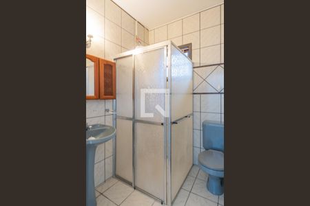 Casa para alugar com 356m², 5 quartos e 4 vagas Casa para alugar com 356m², 5 quartos e 4 vagasBanheiro Social 2