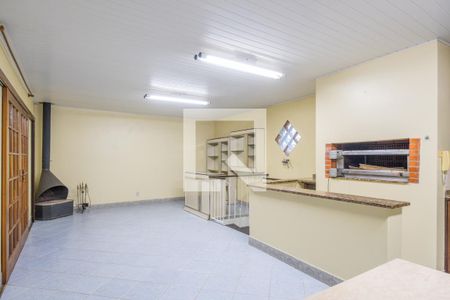 Casa para alugar com 356m², 5 quartos e 4 vagas Casa para alugar com 356m², 5 quartos e 4 vagasÁrea comum