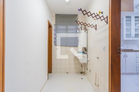 Casa para alugar com 356m², 5 quartos e 4 vagas Casa para alugar com 356m², 5 quartos e 4 vagasÁrea de Serviço