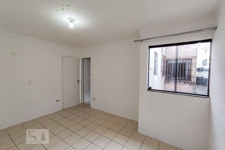 Casa à venda com 109m², 3 quartos e 2 vagasSuíte