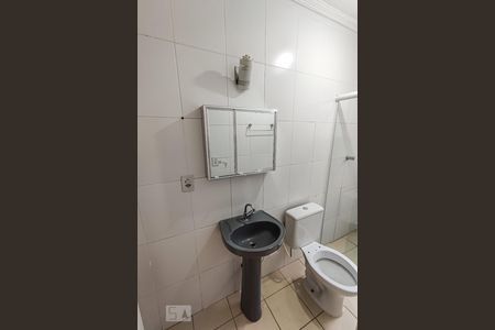 Casa à venda com 109m², 3 quartos e 2 vagasBanheiro da Suíte