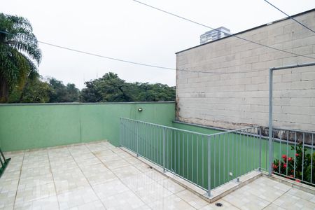 Casa à venda com 113m², 2 quartos e 2 vagasCobertura Área de Serviço
