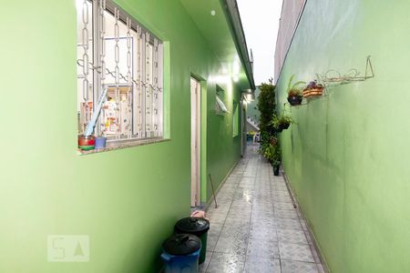 Casa à venda com 113m², 2 quartos e 2 vagasCorredor Lateral