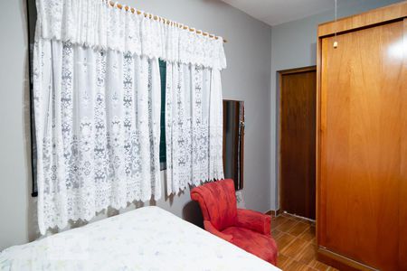 Casa à venda com 113m², 2 quartos e 2 vagasQuarto 1 - Suíte