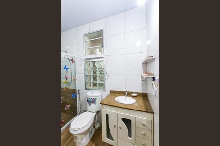 Casa para alugar com 200m², 3 quartos e sem vaga Casa para alugar com 200m², 3 quartos e sem vagaBanheiro da Suíte 1