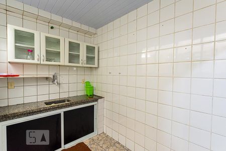 Casa para alugar com 200m², 3 quartos e sem vaga Casa para alugar com 200m², 3 quartos e sem vagaCozinha no segundo andar