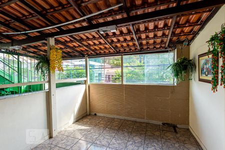 Casa para alugar com 200m², 3 quartos e sem vaga Casa para alugar com 200m², 3 quartos e sem vagaVaranda do Quarto no segundo andar