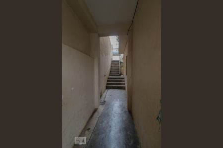 Casa à venda com 560m², 2 quartos e 8 vagasCorredor
