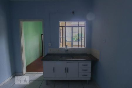 Casa à venda com 560m², 2 quartos e 8 vagasCozinha