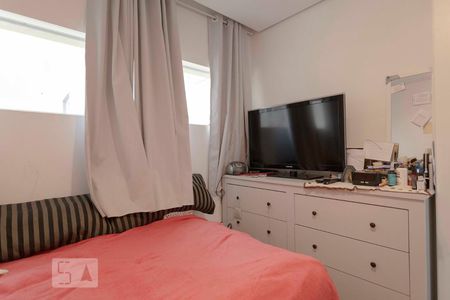 Apartamento à venda com 145m², 4 quartos e 1 vagaQuarto 1