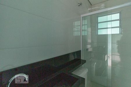 Banheiro de apartamento para alugar com 2 quartos, 60m² em Rio Pequeno, São Paulo