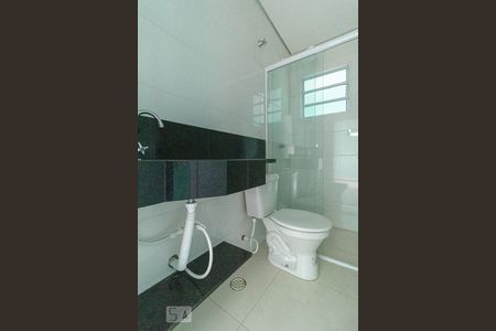 Banheiro de apartamento para alugar com 2 quartos, 60m² em Rio Pequeno, São Paulo