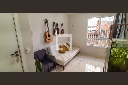 Sala de apartamento para alugar com 2 quartos, 45m² em São Pedro, Osasco