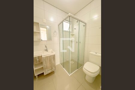 Apartamento para alugar com 80m², 2 quartos e 2 vagasBanheiro