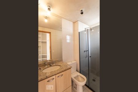 Apartamento para alugar com 67m², 2 quartos e 2 vagasBanheiro da Suite