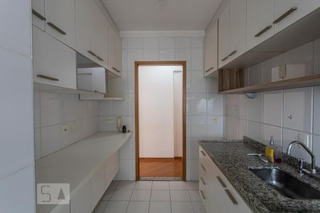 Apartamento para alugar com 67m², 2 quartos e 2 vagasCozinha