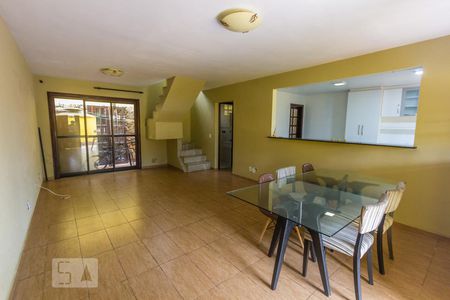 Sala de casa à venda com 3 quartos, 115m² em Pechincha, Rio de Janeiro