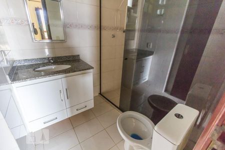 Casa à venda com 115m², 3 quartos e 2 vagasBanheiro da Suíte